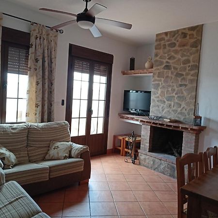Segura de León Casa Rural La Fuente מראה חיצוני תמונה