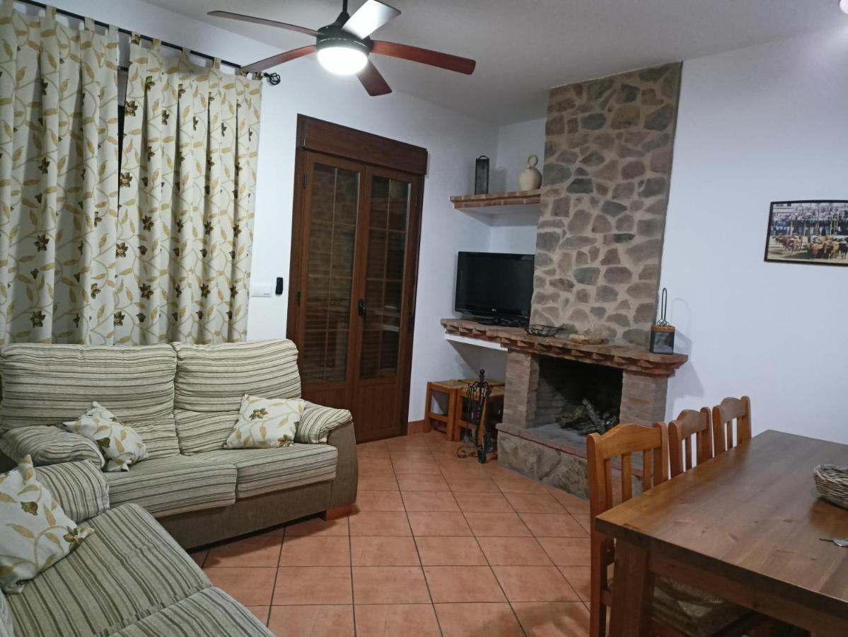Segura de León Casa Rural La Fuente מראה חיצוני תמונה
